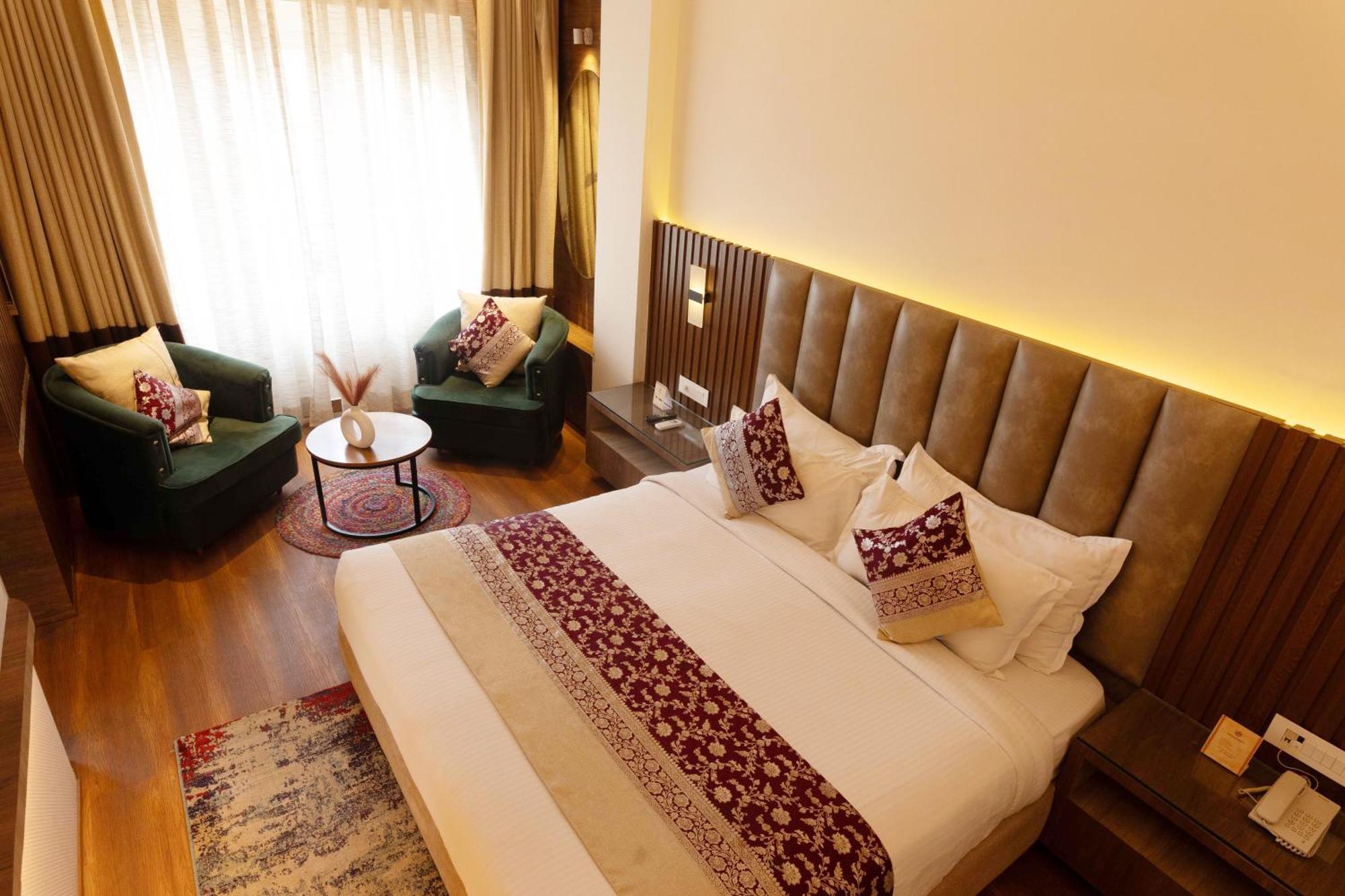 New Hotel Broadway Varanasi Exterior foto