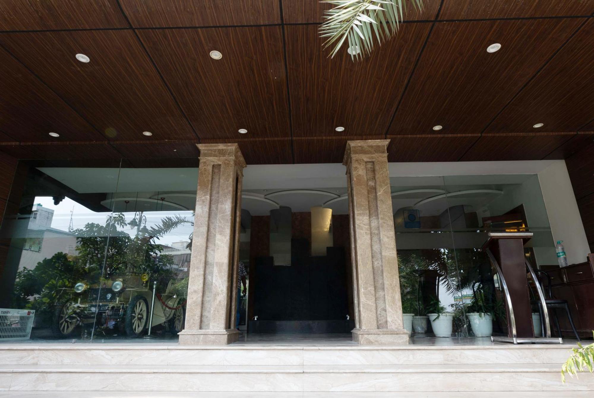New Hotel Broadway Varanasi Exterior foto